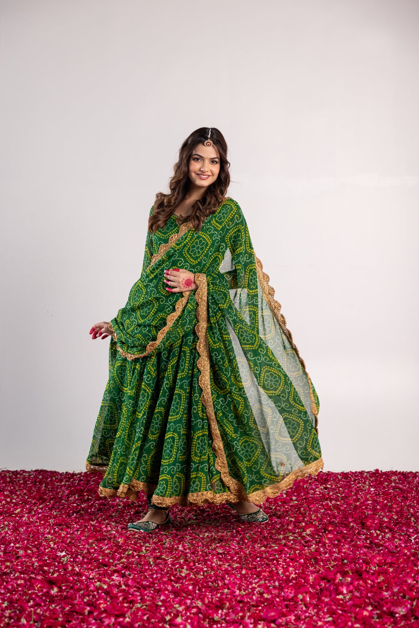CHAAND BANDHANI SET