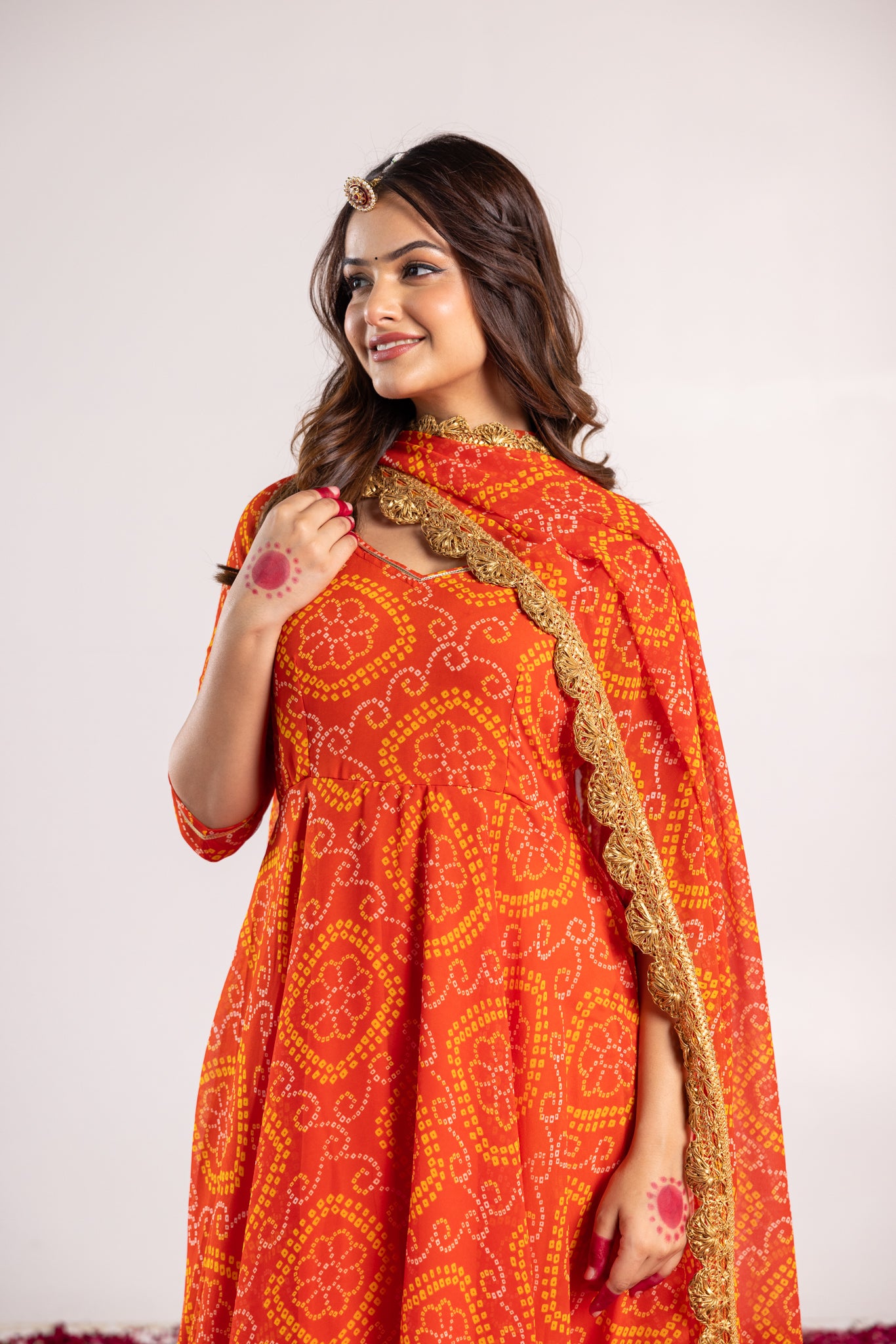 TAARA BANDHANI SET