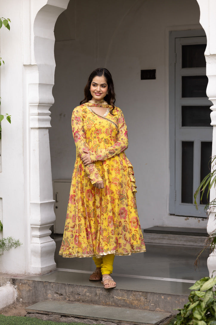 TUSHTI SUIT  SET
