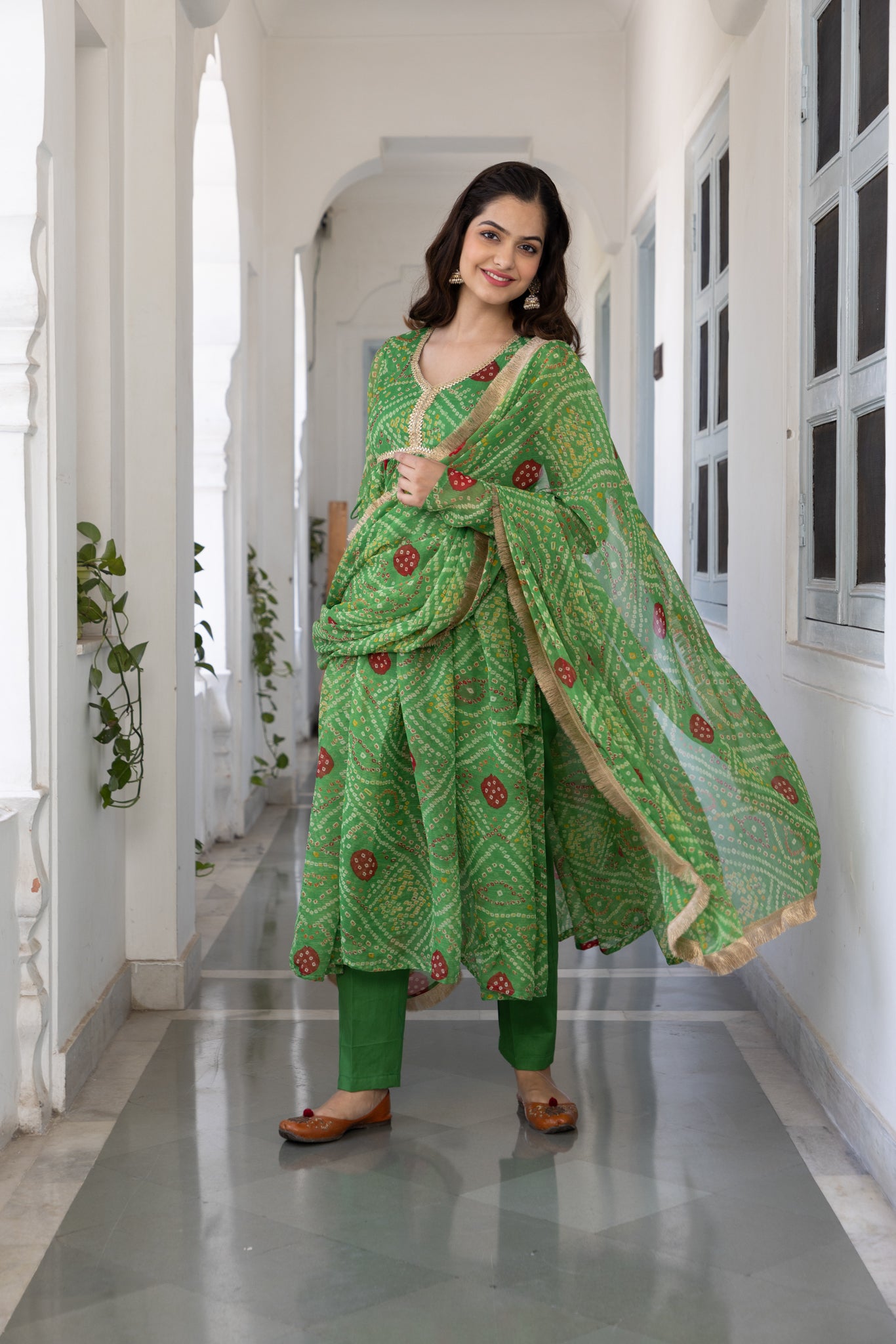 JAGDAMBA SUIT SET
