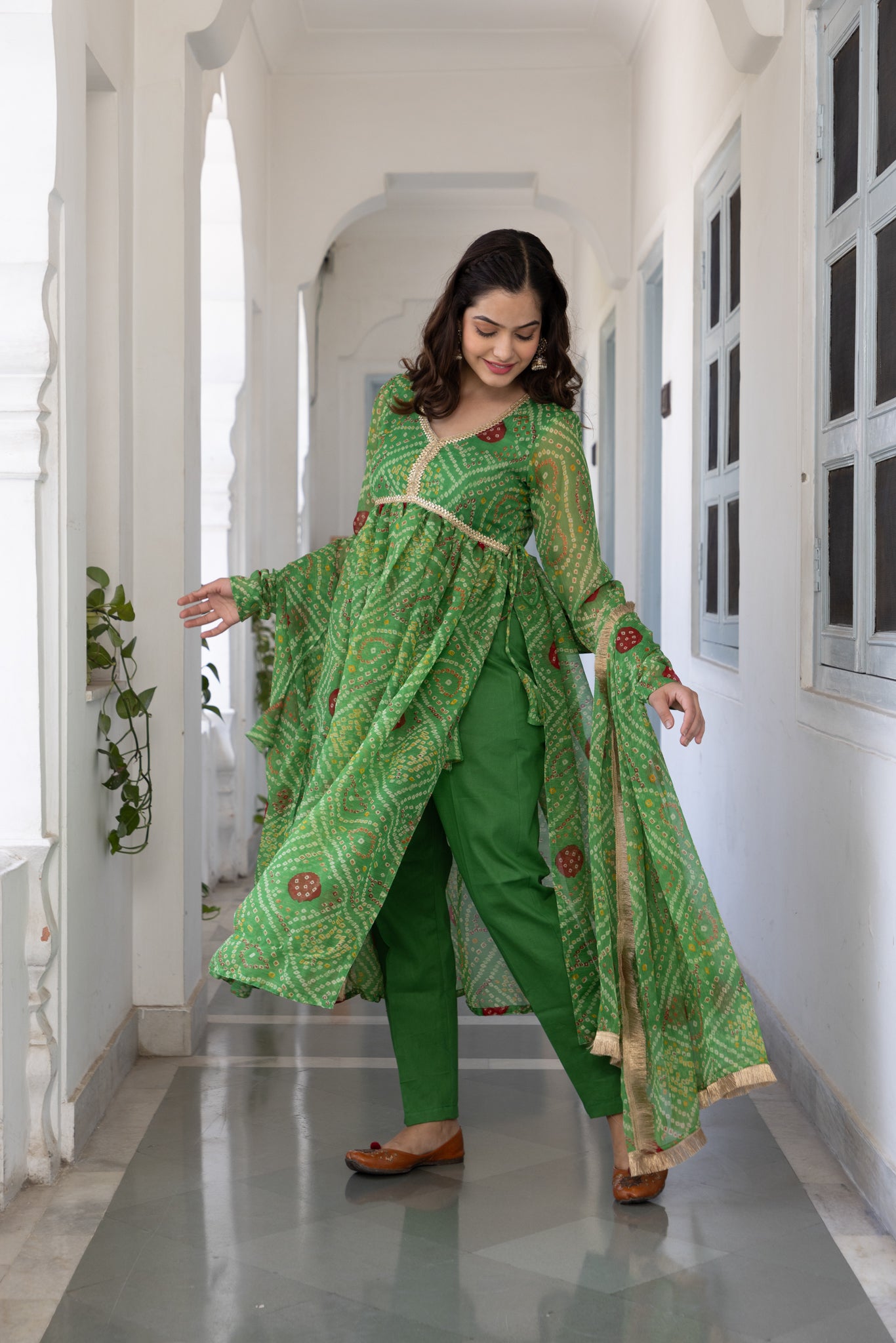 JAGDAMBA SUIT SET