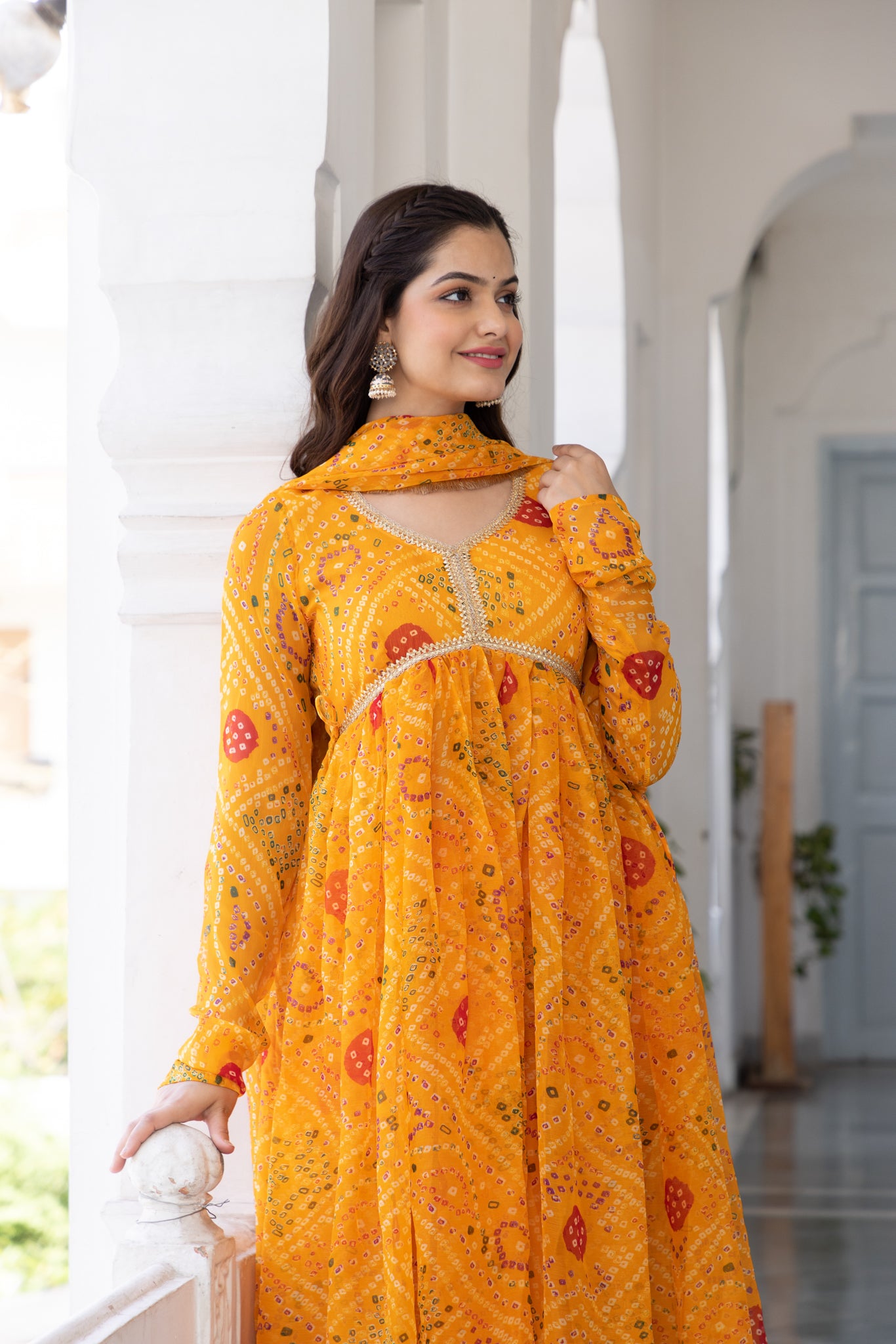 YAMUNA SUIT SET