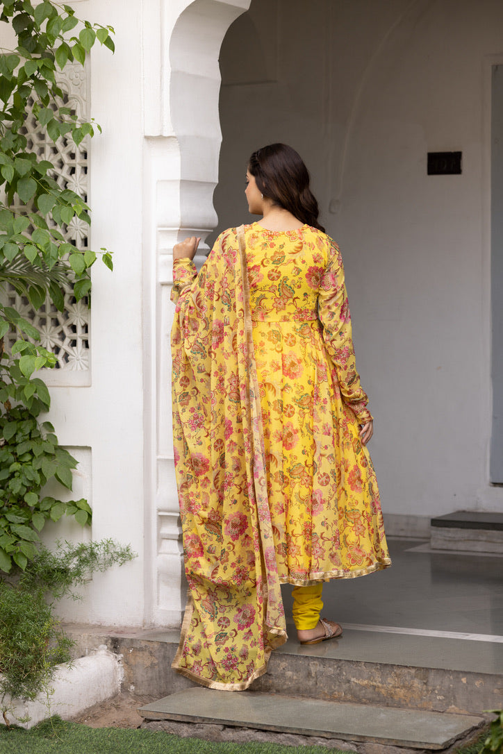 TUSHTI SUIT  SET